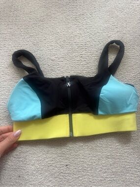 Michi sports bra